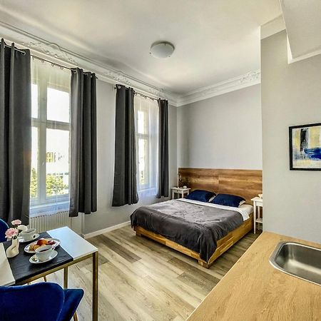 Glam House Apartments Poznan Bagian luar foto